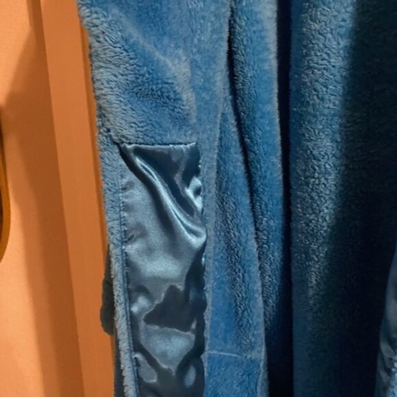 Baby Blue Long Robe - Picture 3 of 5